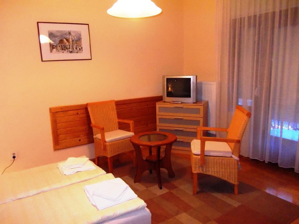 Villa City Center Hévíz Extérieur photo
